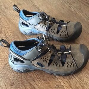 Keen blue and gray closed toe sandals